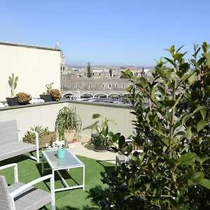 https://ygor-home-gf-apartment.sicilyhotelsitaly.net